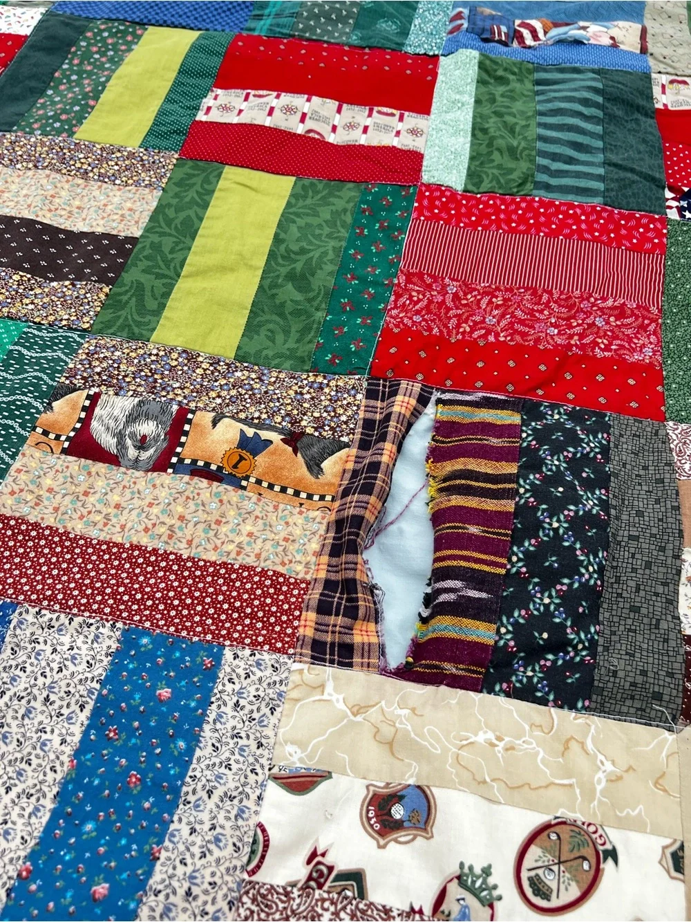 Vintage Handmade Cutter Quilt